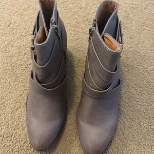 Eurosoft By Sofft women’s size 7 ankle boot never worn no box